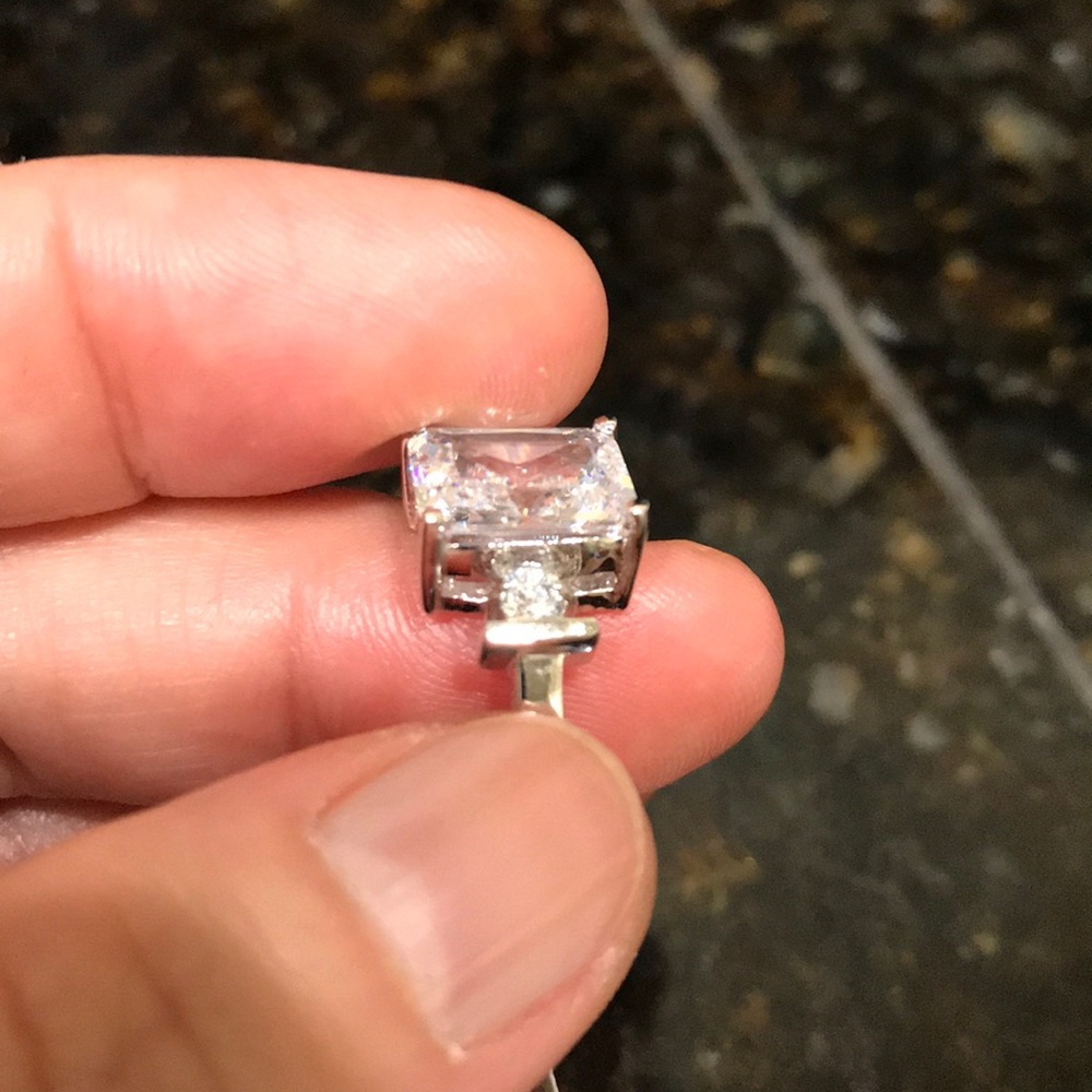 Jewels by Park Lane ring size 8 - Picture 4 of 5